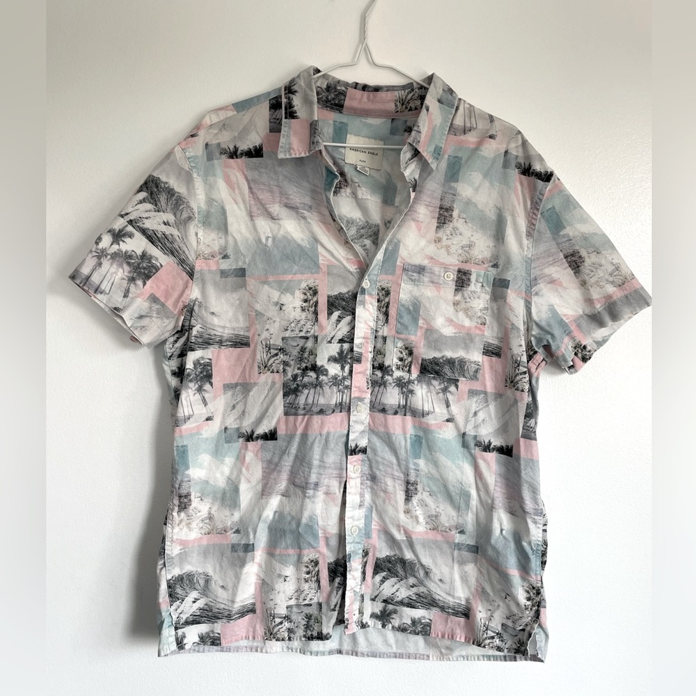 American Eagle Men’s Short Sleeve Button Down Shirt - Flex Size Large